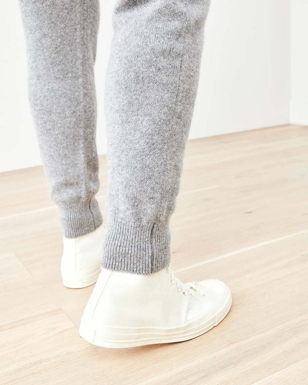 Mongolian Cashmere Jogger - US 4487