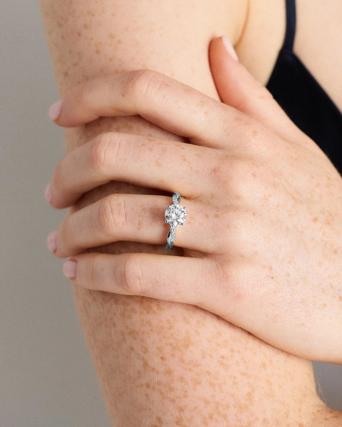 Lab Grown Diamond Round Twisted Engagement Ring - 1.5ct - US 9365