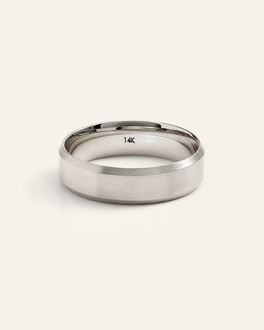 Beveled Edge Satin Finish Band - US 0142