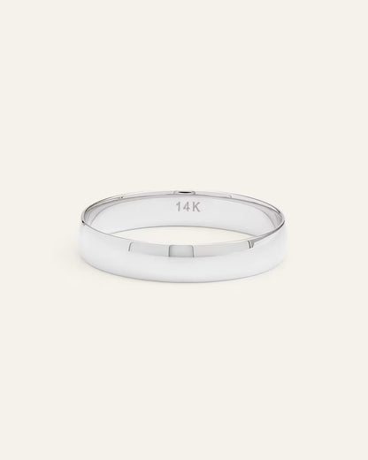 14K Gold Lightweight Round Edge Band - US 9200