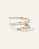 14K Gold Diamond Spiral Ring - US 4656