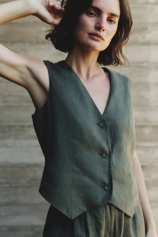 100% European Linen Vest - US 6153