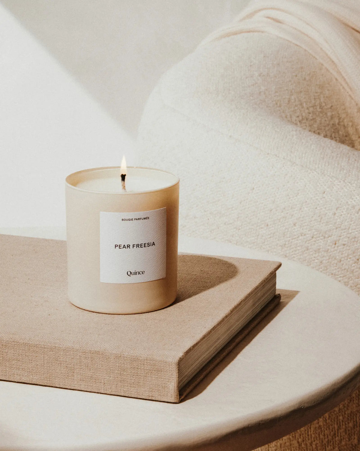 Pear Freesia Candle - US 7909