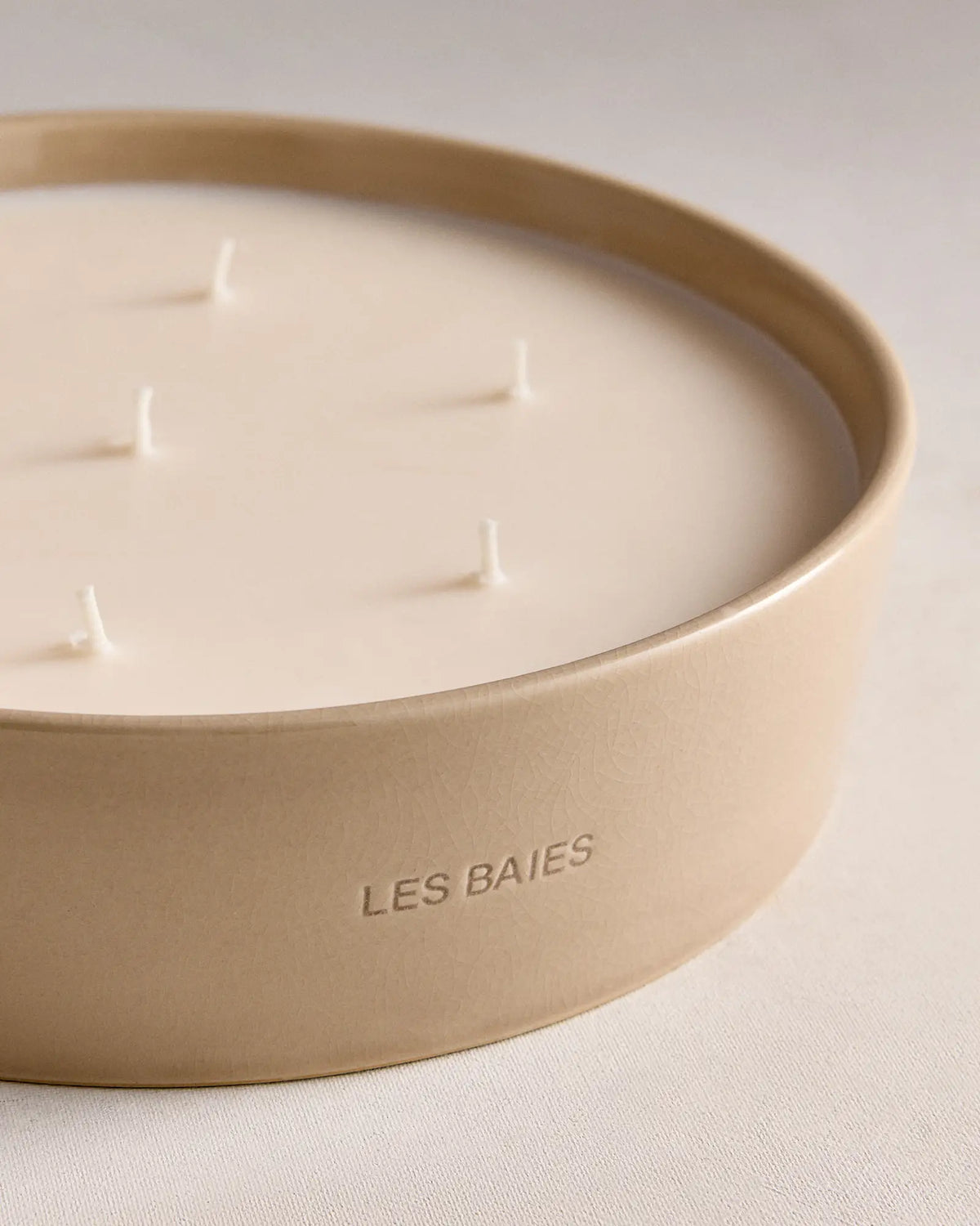 Les Baies 7-Wick Luxury Candle - US 5288