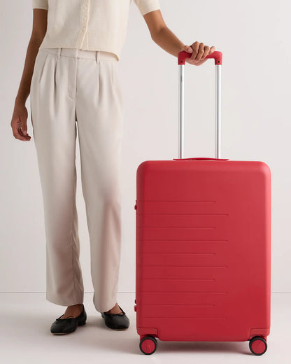 Medium Check-In Suitcase - US 4328