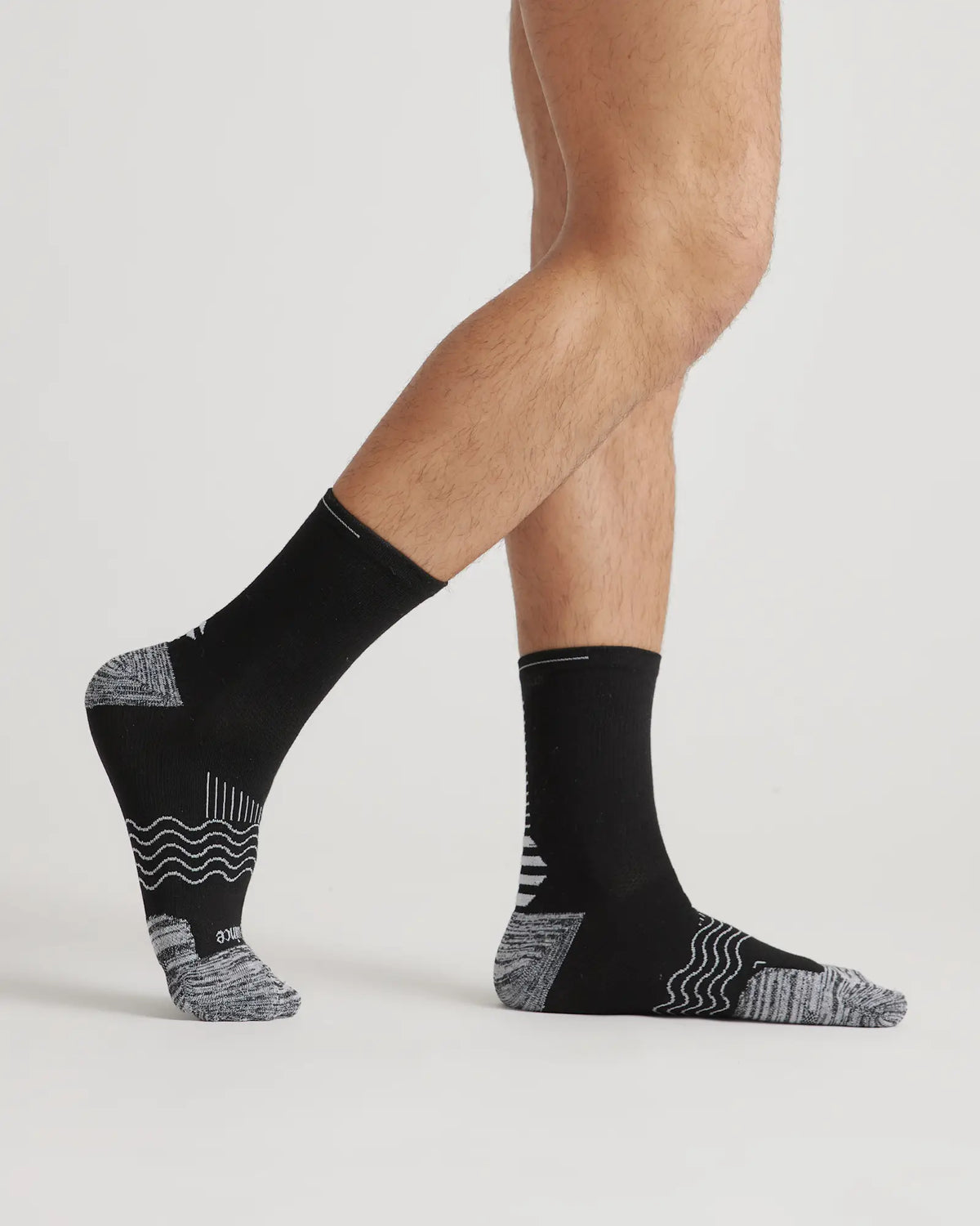 Performance Running Crew Socks (4-Pack) - US 3077