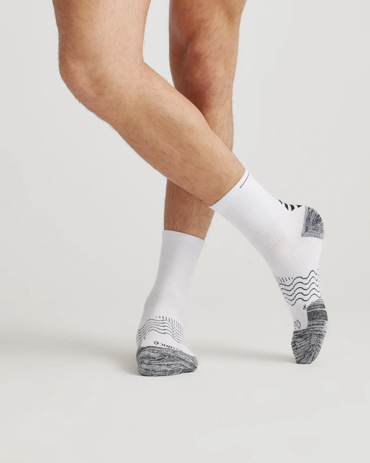 Performance Running Crew Socks (4-Pack) - US 7101