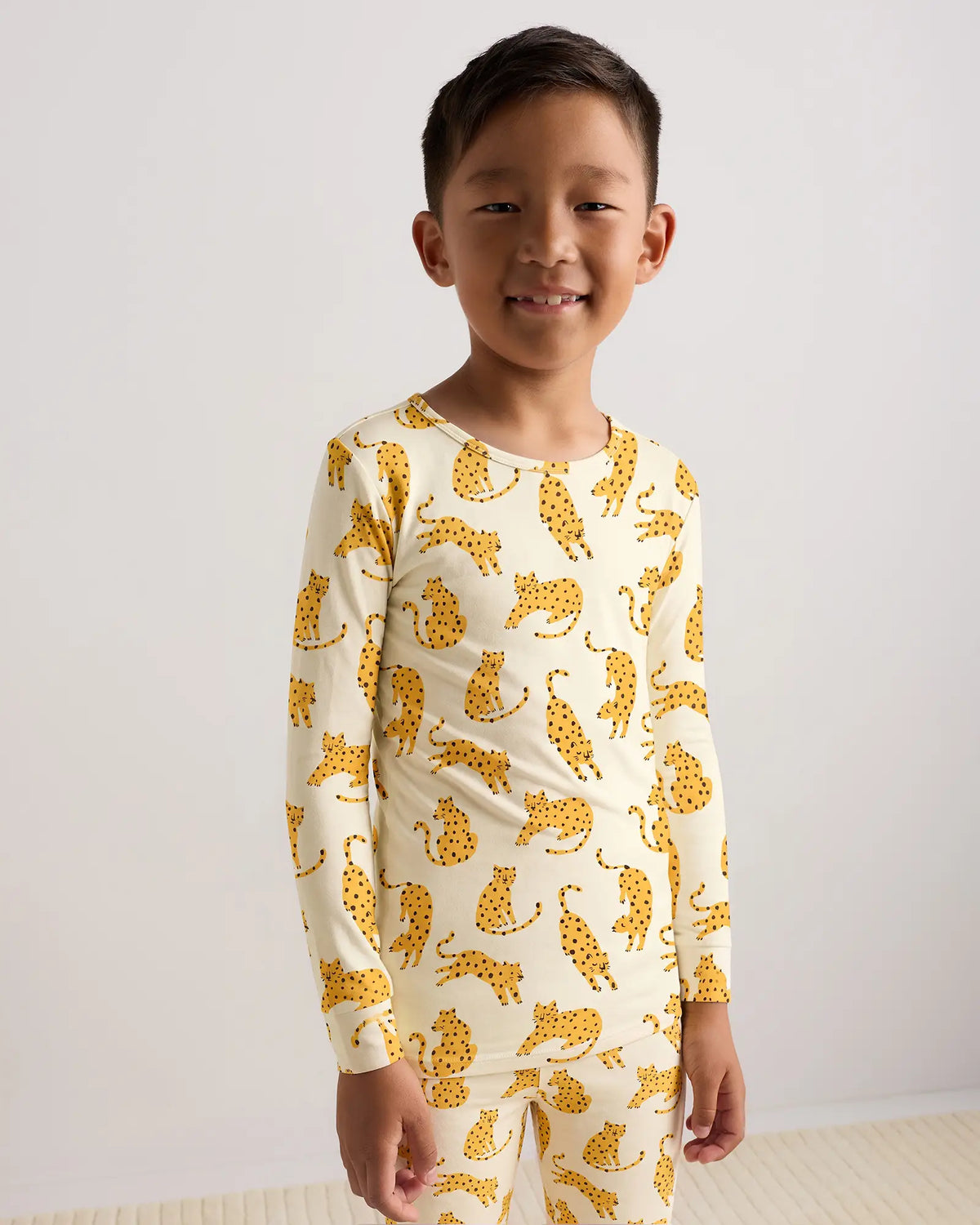 Bamboo Long Sleeve and Pant Pajama Set - US 6632