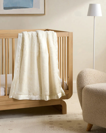 Silky Plush Baby Blanket - US 5804