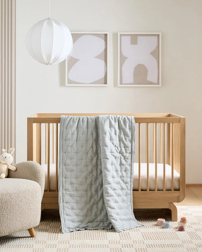 European Linen Toddler Dream Quilt - US 5596
