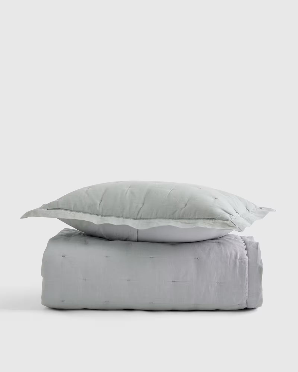 European Linen Toddler Dream Quilt & Sham Set - US 1749