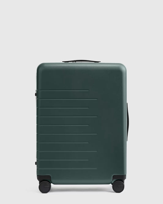Medium Check-In Suitcase - US 0926