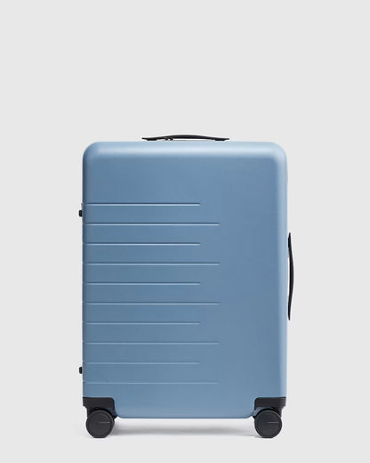 Medium Check-In Suitcase - US 2294