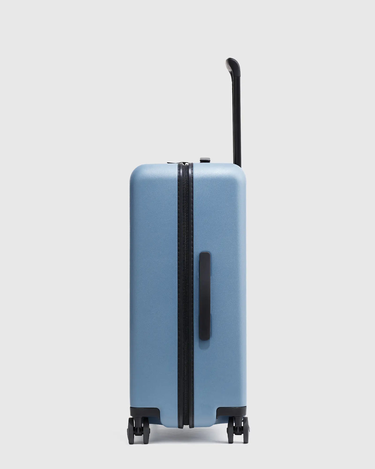Medium Check-In Suitcase - US 2294