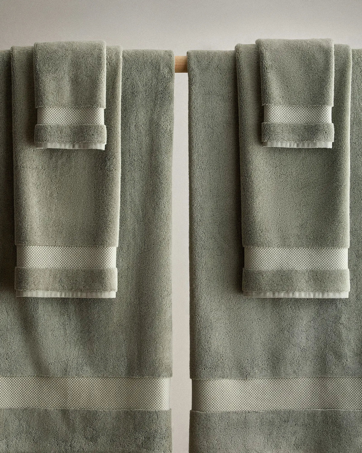 Turkish Ultra Plush Bath Towel Bundle - US 8256