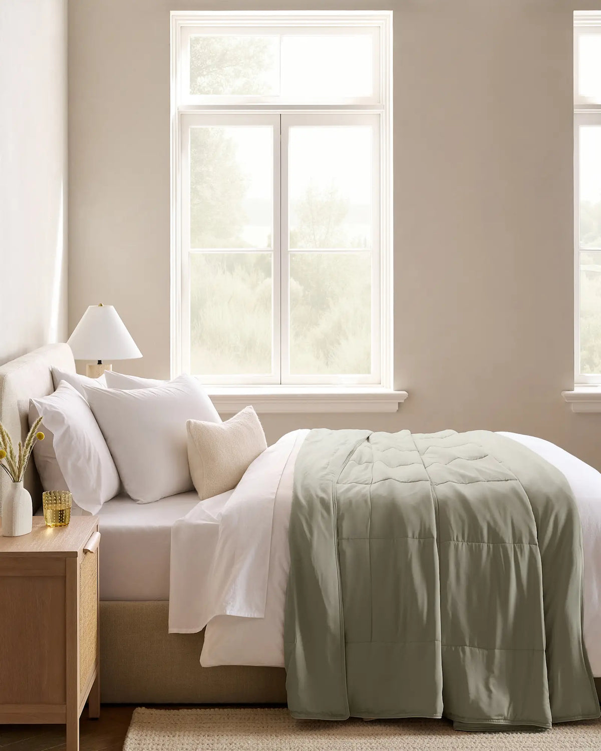Bamboo Comforter - US 8375