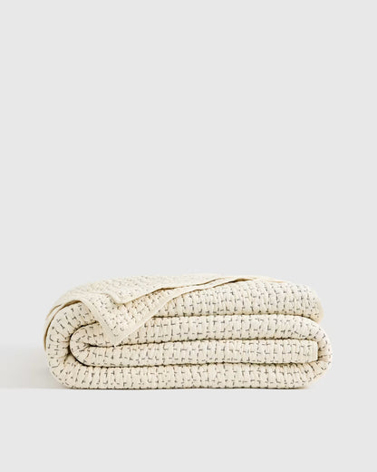 Organic Cotton Hand Stitched Quilt - US 6122