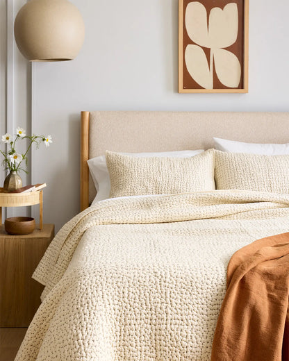 Organic Cotton Hand Stitched Quilt - US 6122