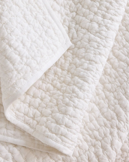 Organic Cotton Hand Stitched Quilt - US 0585