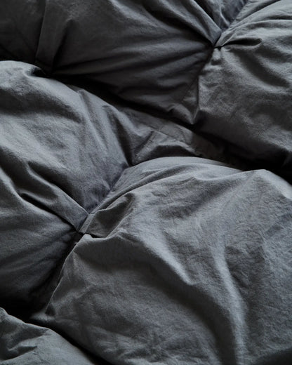 Cotton Pintuck Comforter - US 7397