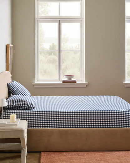 Organic Crisp Percale Gingham Fitted Sheet Set - US 8566