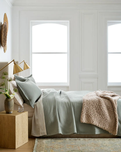 Organic Cotton Matelasse Coverlet - US 5366