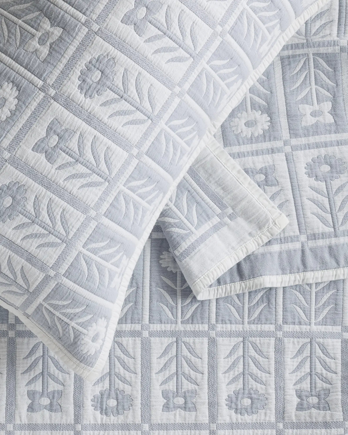 Organic Cotton Jacquard Floral Sham Set - US 5847