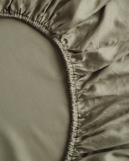 Signature Giza Cotton Sateen Fitted Sheet Set - US 4765