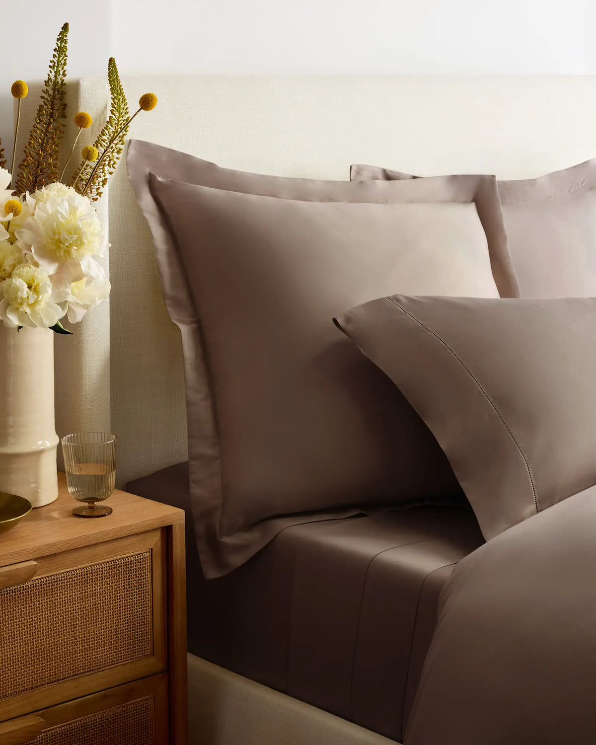 Signature Giza Cotton Sateen Deluxe Bedding Bundle - US 9788