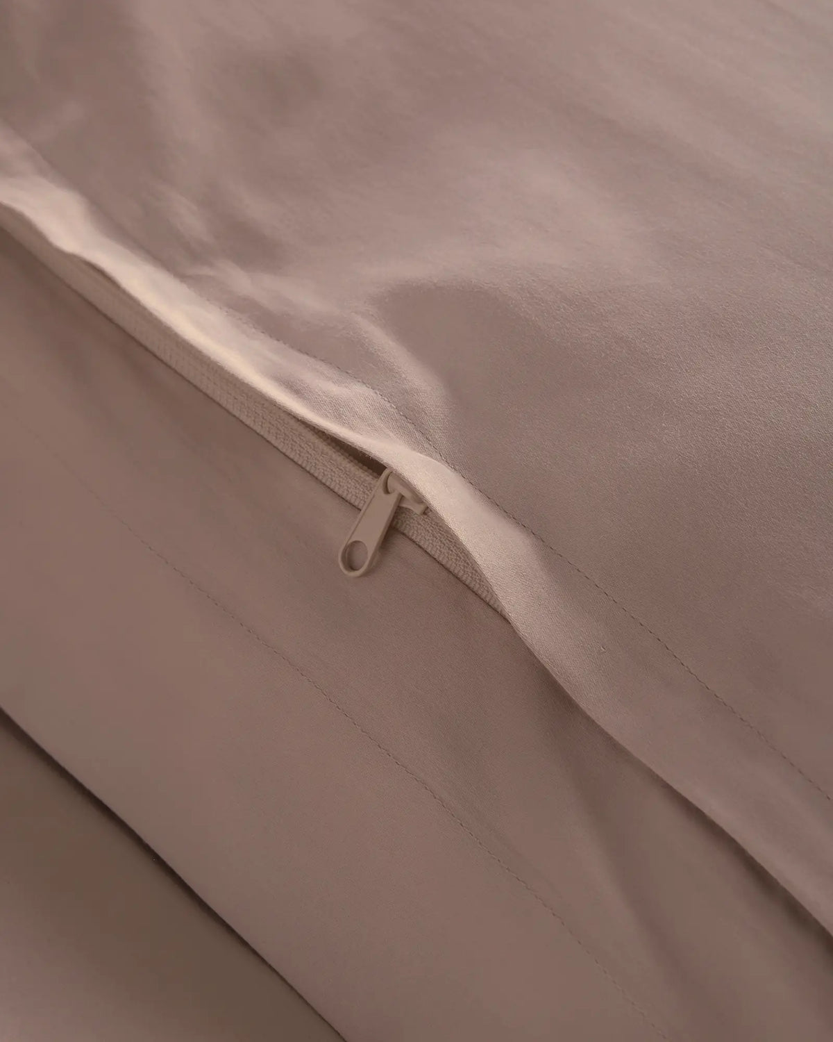 Signature Giza Cotton Sateen Deluxe Bedding Bundle - US 9788