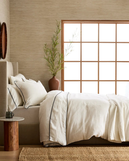 European Linen Piped Deluxe Bedding Bundle - US 7076
