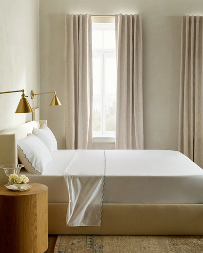 Organic Crisp Percale Scallop Sheet Set - US 9066