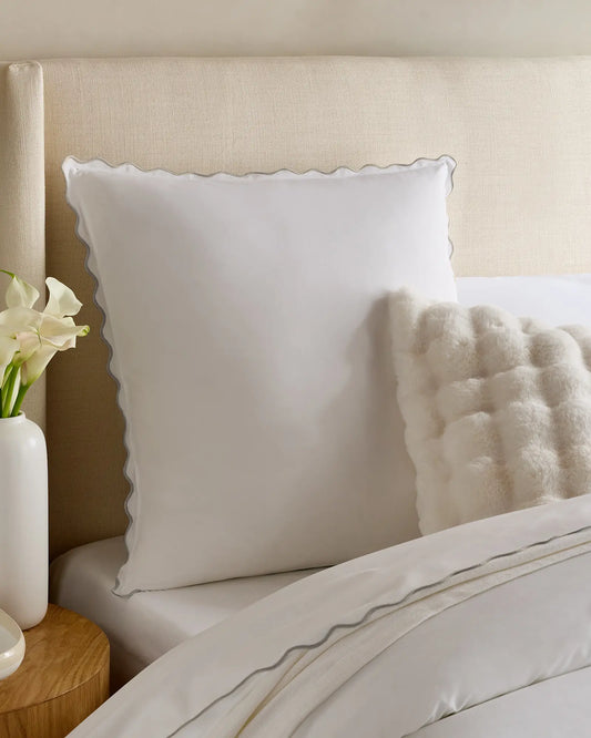 Organic Crisp Percale Scallop Euro Sham - US 7210