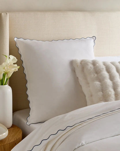 Organic Crisp Percale Scallop Euro Sham - US 6737