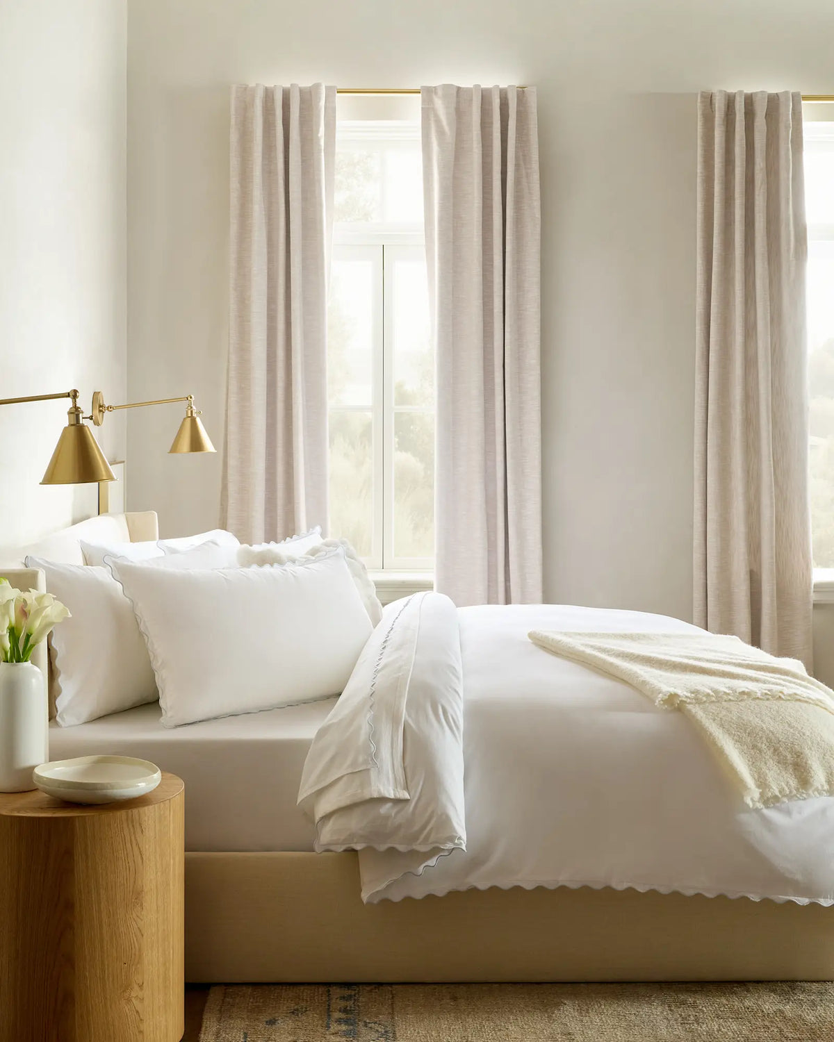 Organic Crisp Percale Scallop Duvet Cover - US 5759