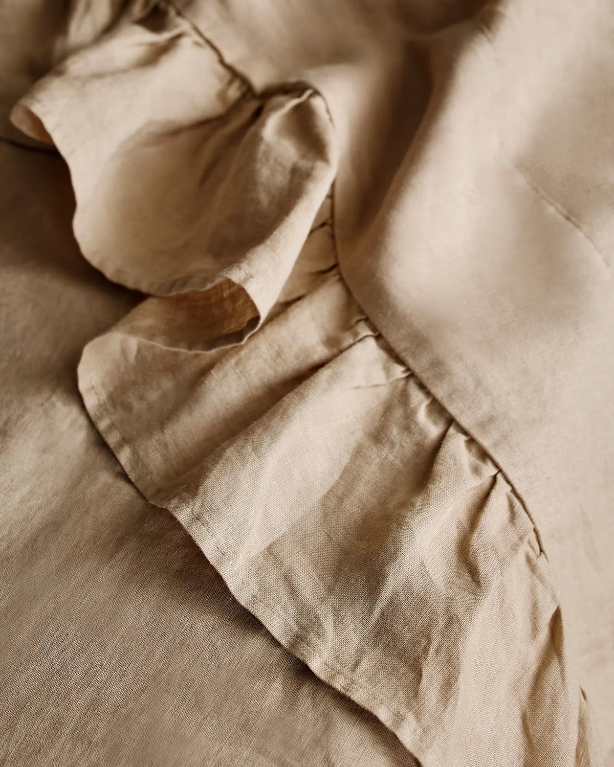 European Linen Ruffle Pillowcase Set - US 3989