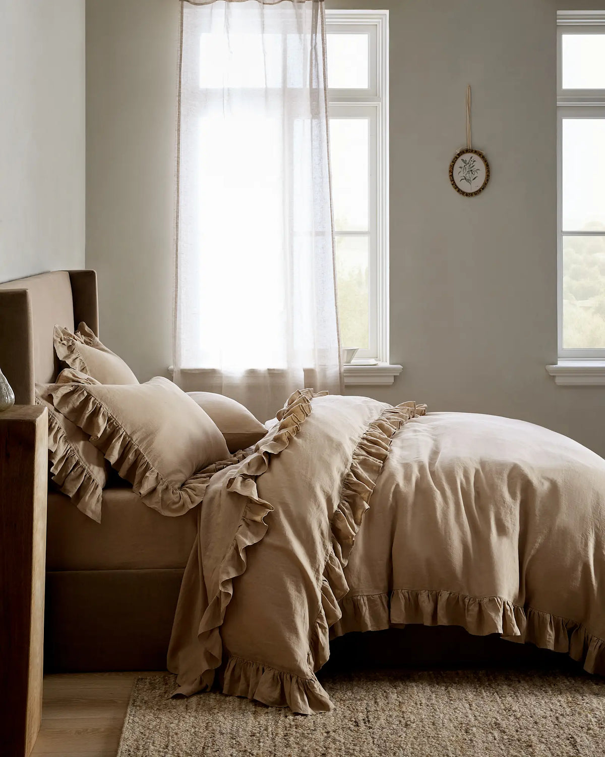 European Linen Ruffle Duvet Cover - US 4057