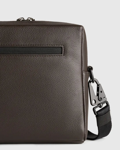 Excursion Italian Leather Crossbody Bag - US 2351