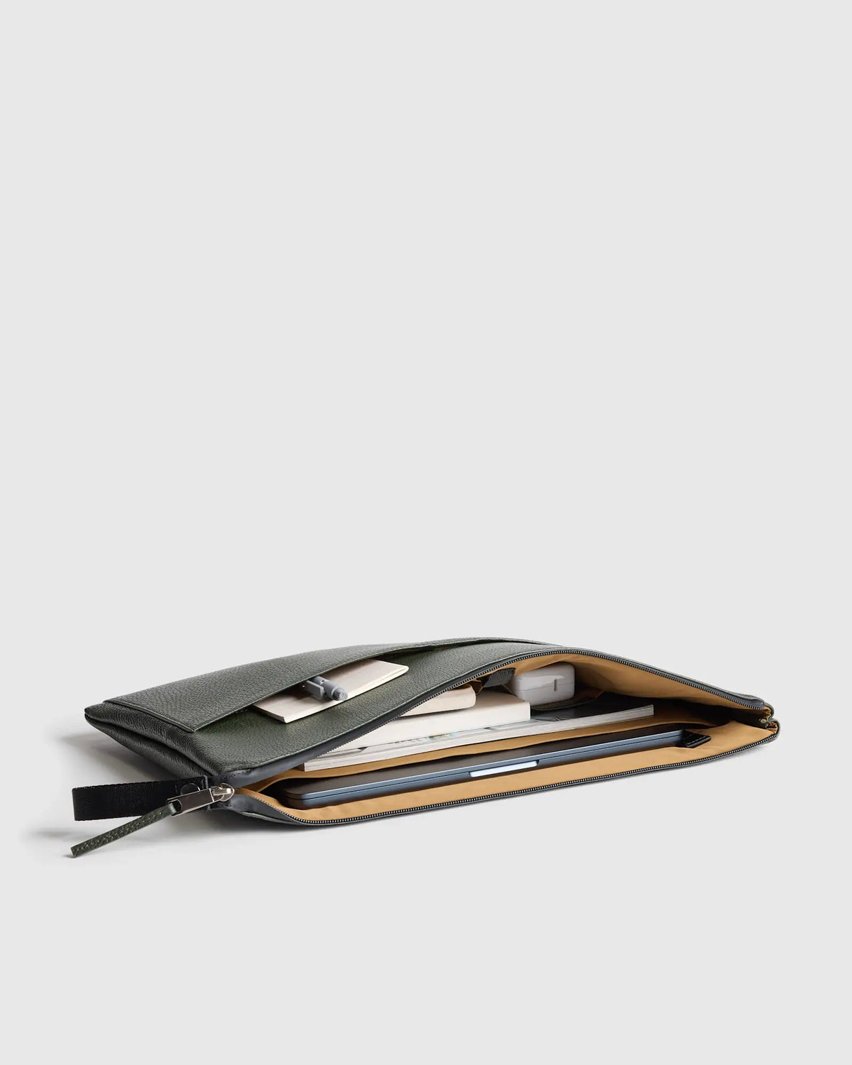 Excursion Italian Leather Tech Folio - US 7499