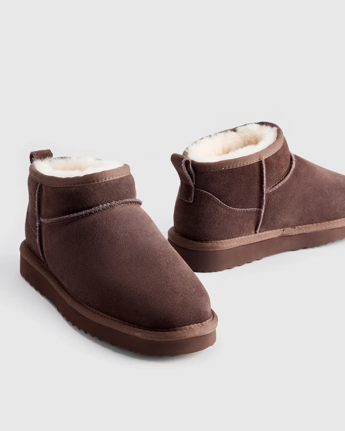 Australian Shearling Mini Boot - US 6762