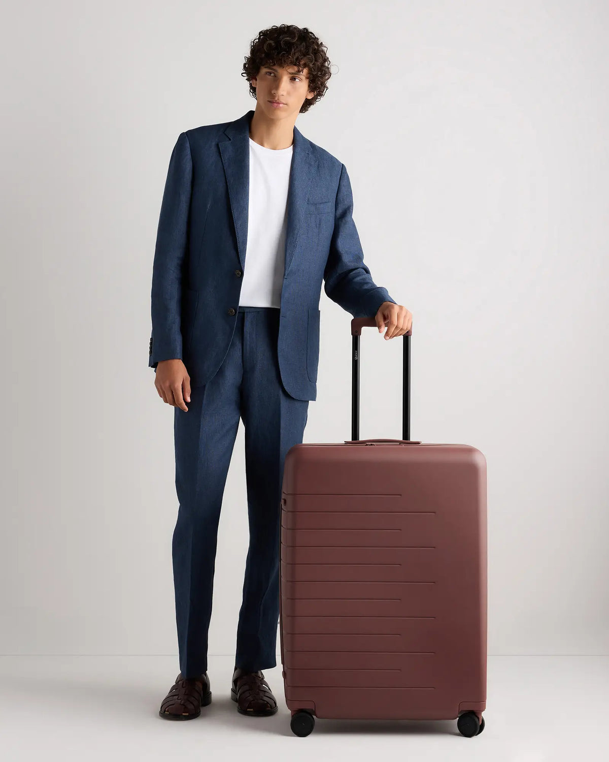 Large Check-In Suitcase - US 4034