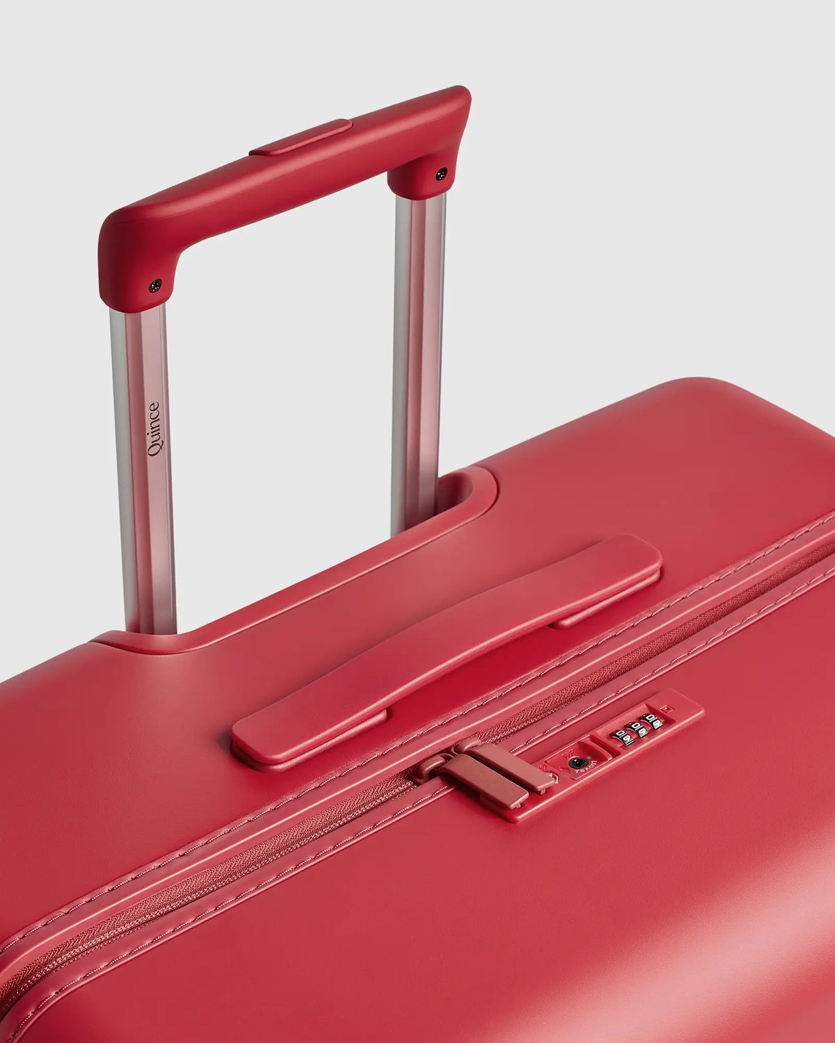 Large Check-In Suitcase - US 4663