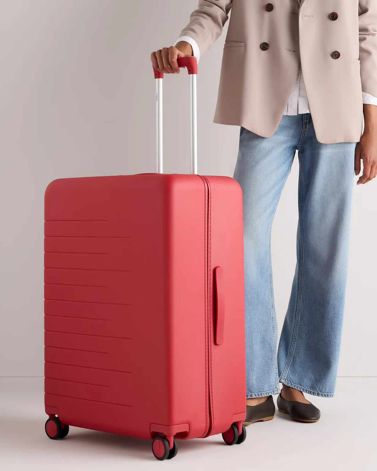 Large Check-In Suitcase - US 4663