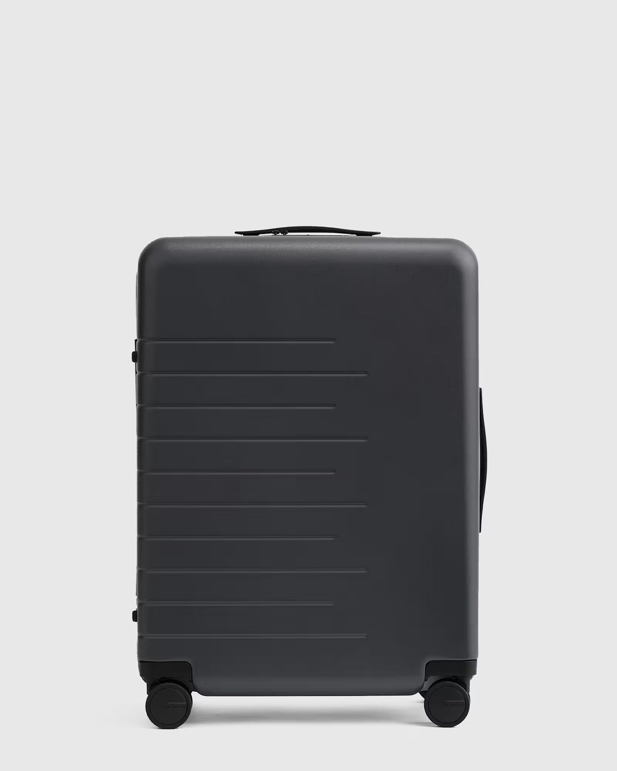 Medium Check-In Suitcase - US 4991