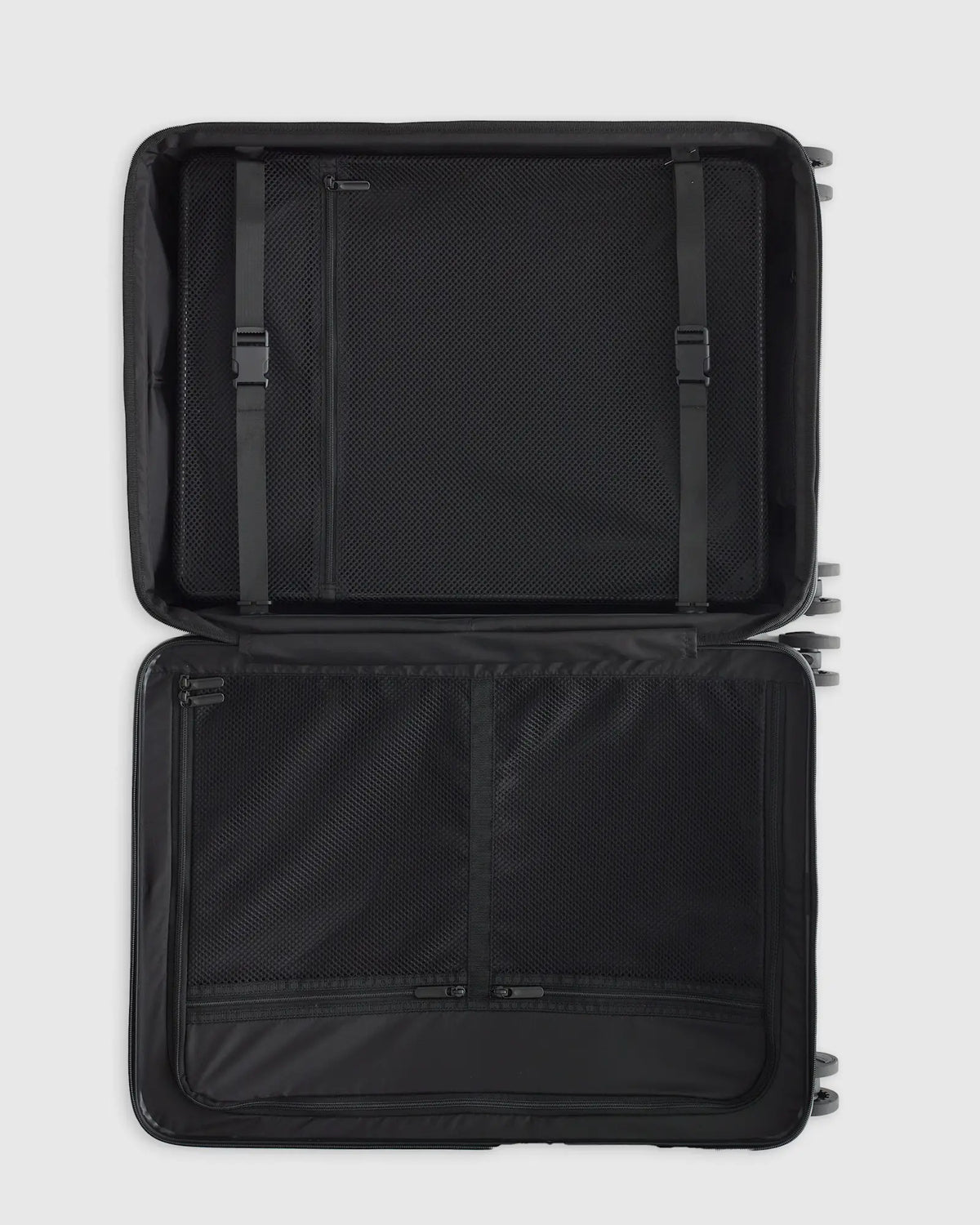 Expandable Medium Check-In Suitcase - US 4963