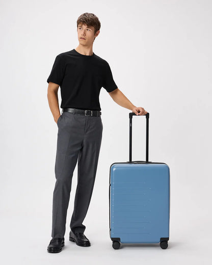 Expandable Medium Check-In Suitcase - US 1434