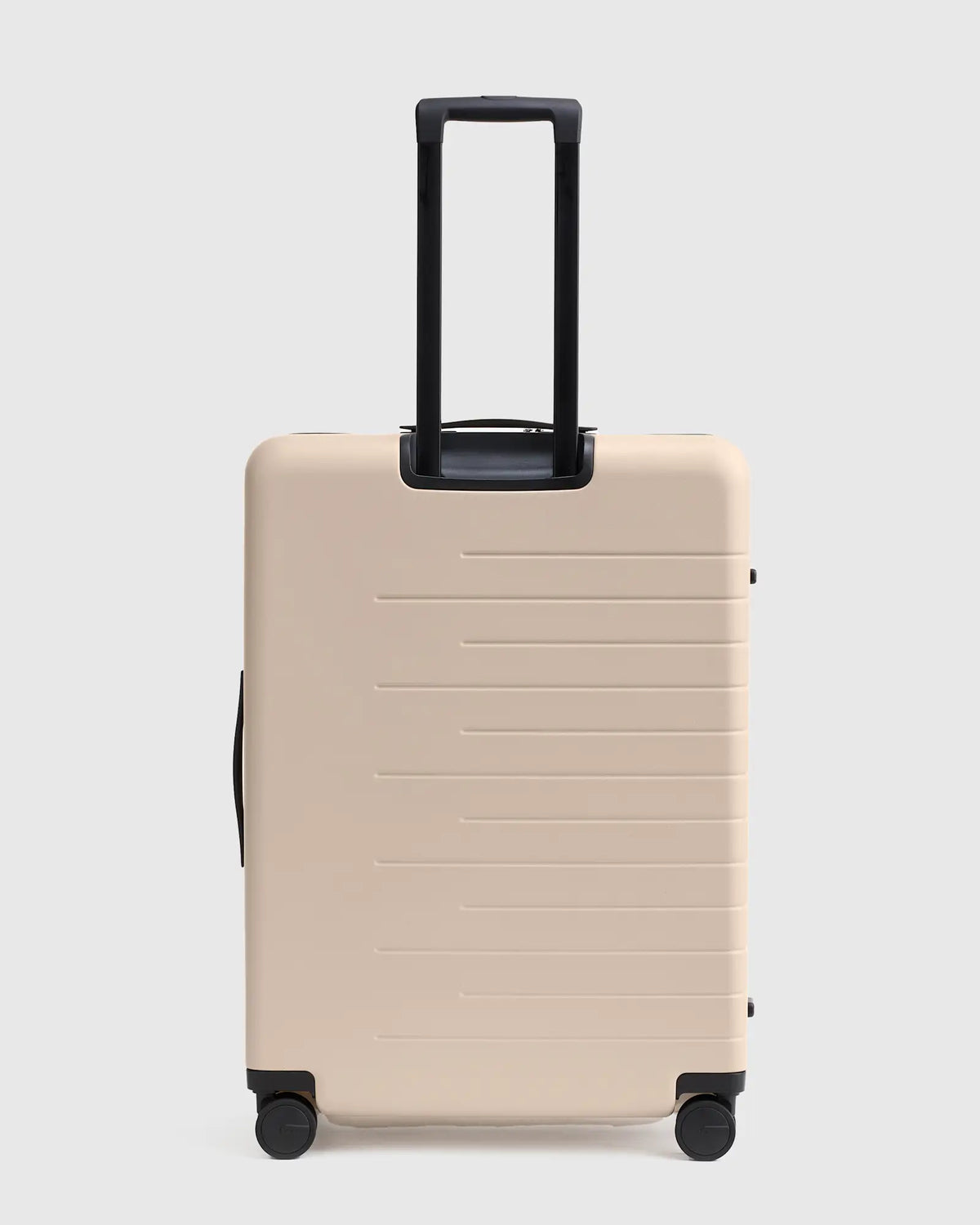 Expandable Medium Check-In Suitcase - US 6889