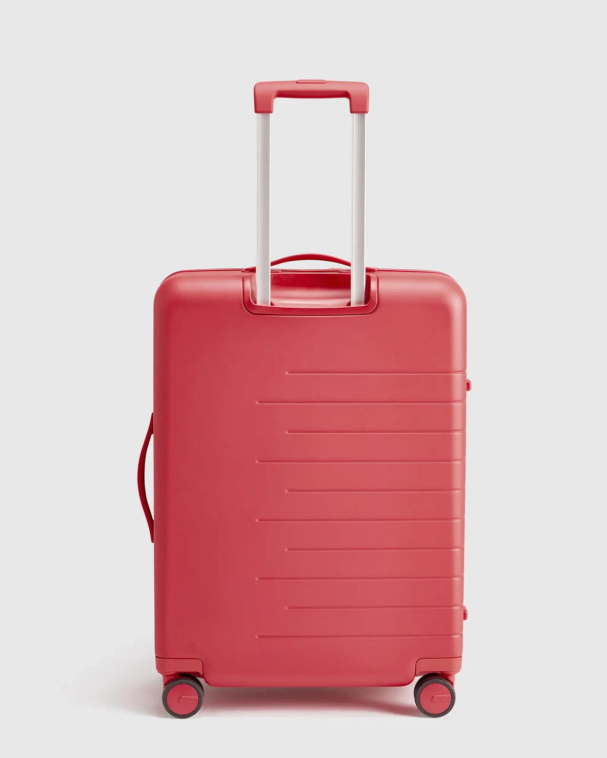 Expandable Medium Check-In Suitcase - US 7774