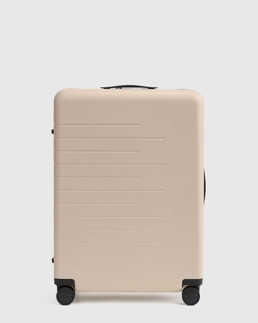 Expandable Carry-On & Large Check-In Suitcase Set - US 7186