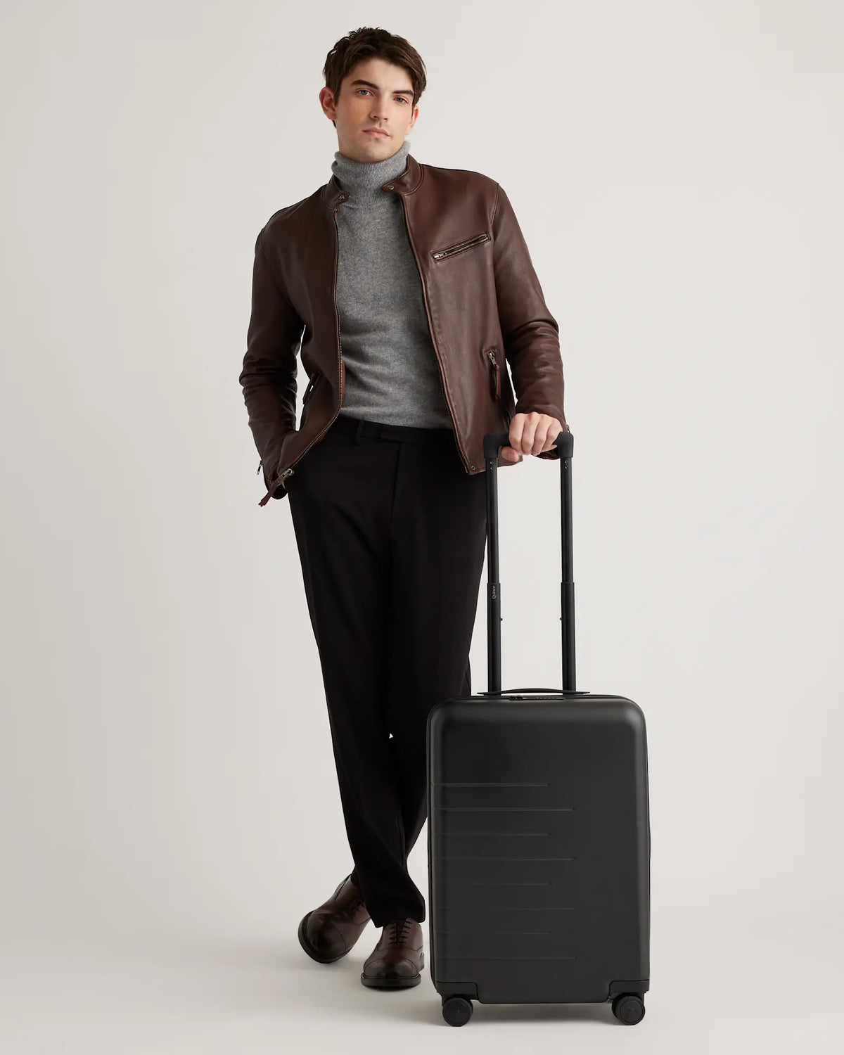 Expandable Small Carry-On Suitcase - US 7828